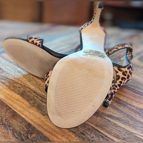 Ann Taylor Calf Hair Leopard Print kitten heels Size 6 Worn Once - Picture 4 of 4